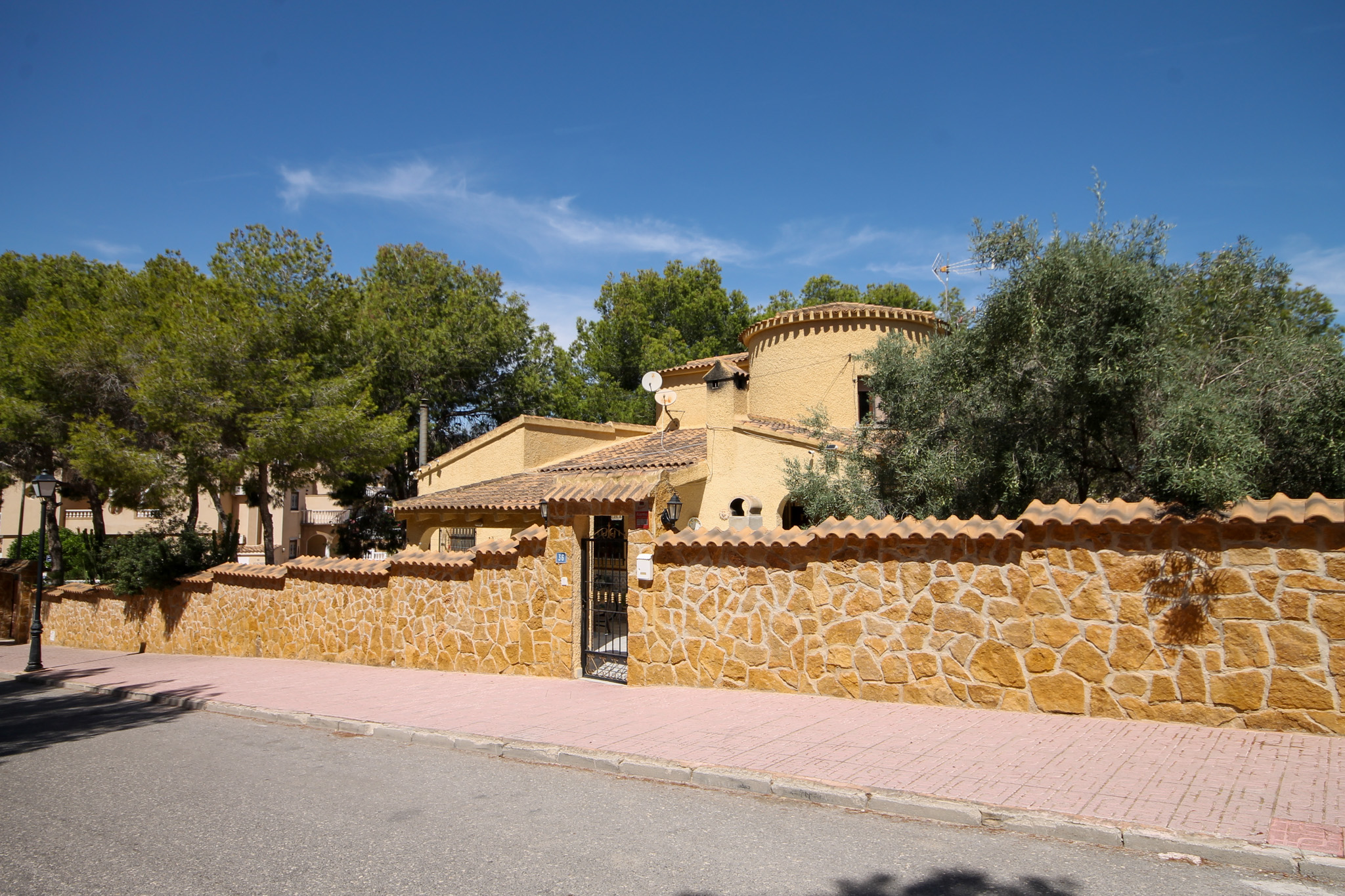 Villa in La Zenia - Image 2