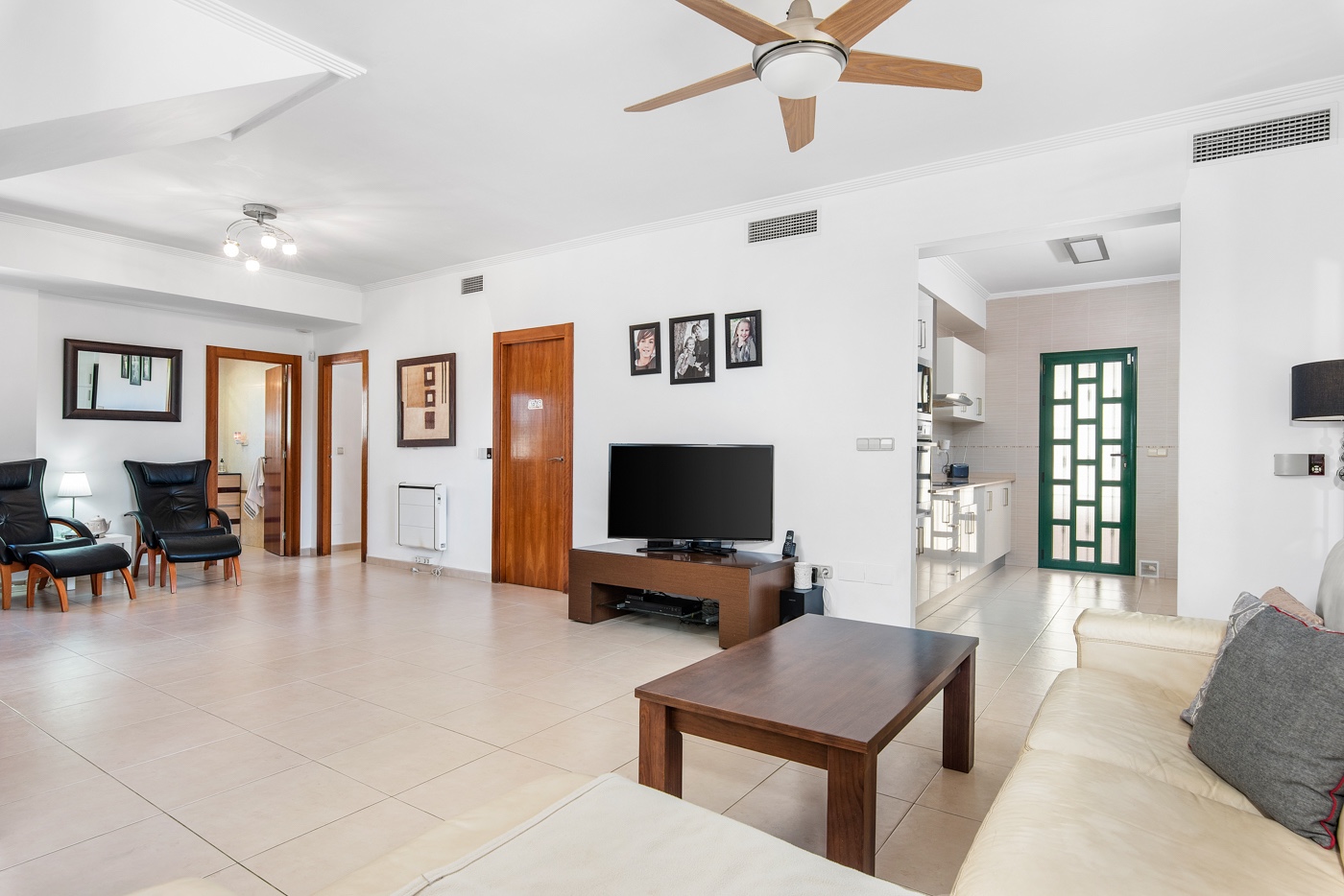 Villa in Ciudad Quesada - Image 4