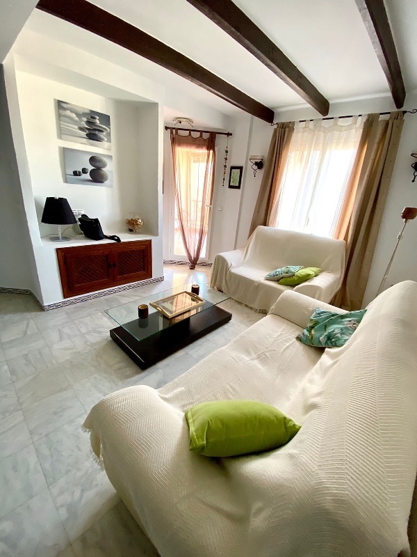 Apartment in Torrevieja - Image 2