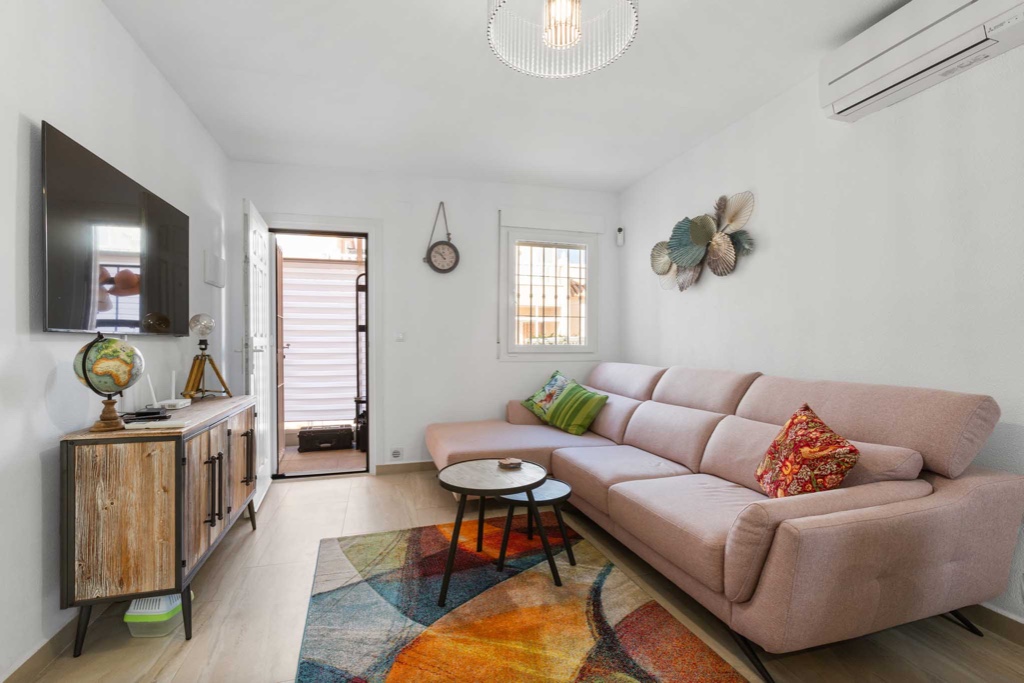 House in Torrevieja - Image 2