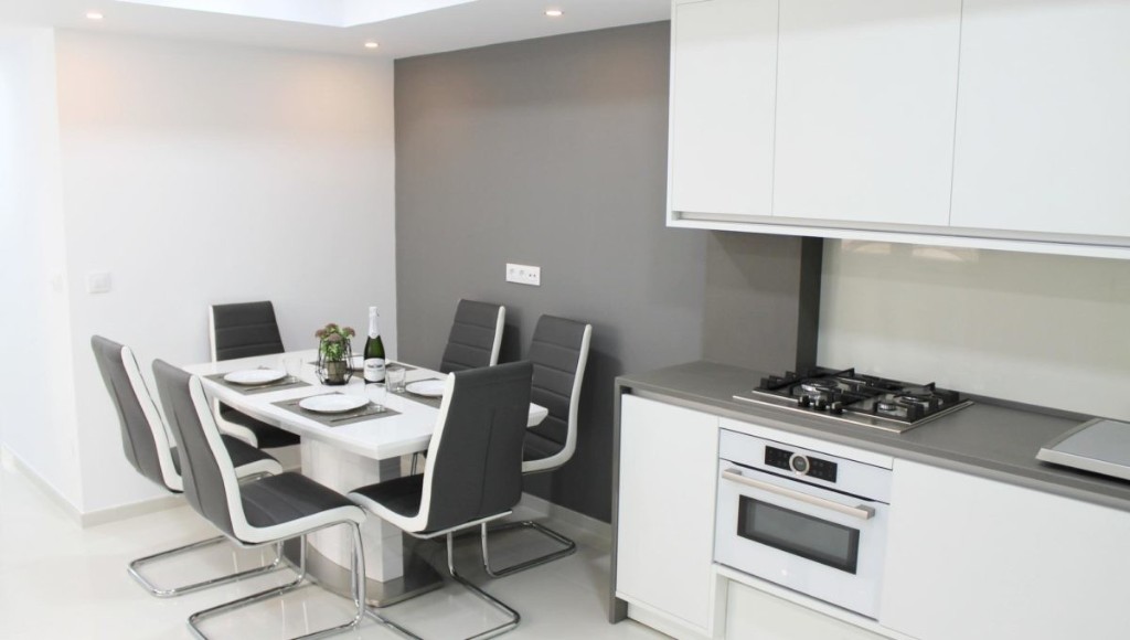 Apartment in Torrevieja - Image 3