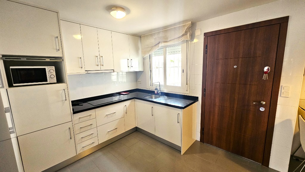 House in Torrevieja - Image 3