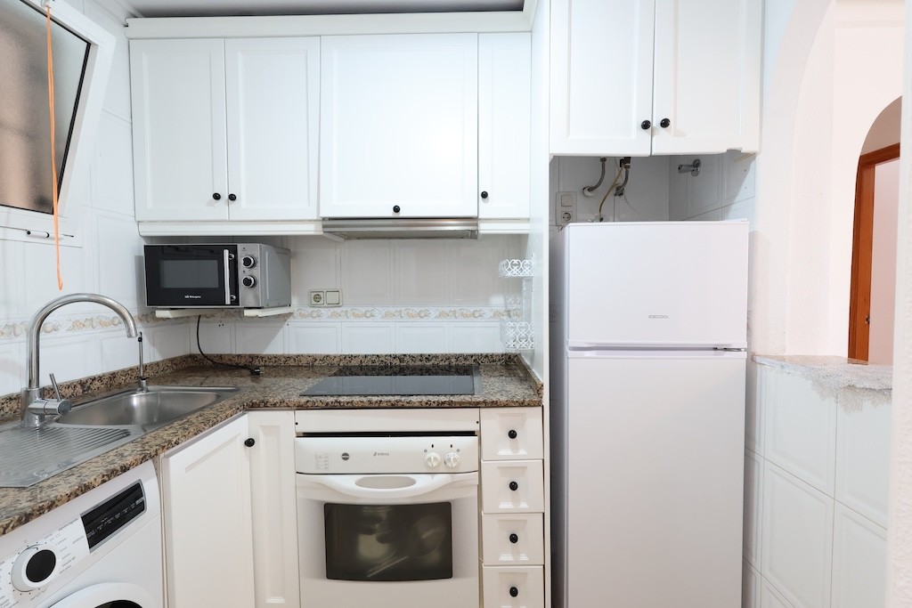 Apartment in Torrevieja - Image 3