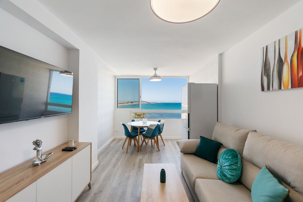 Apartment in Torrevieja - Image 2