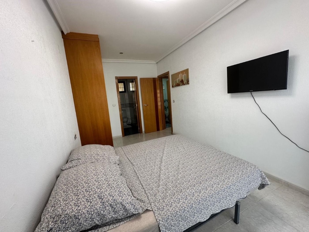 Apartment in Torrevieja - Image 3