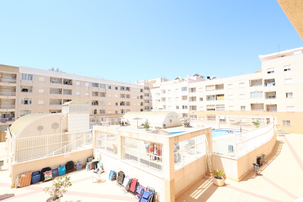 Apartment in Torrevieja - view 1