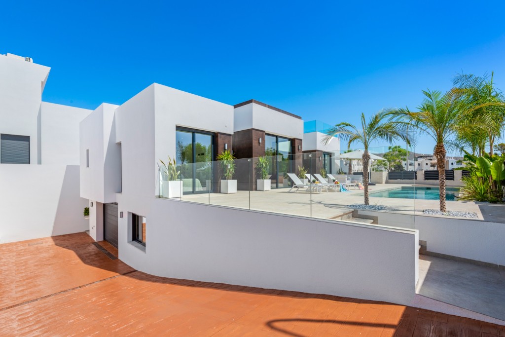 Villa in El Campello - Image 4
