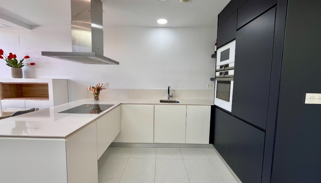 Villa in Los Dolses - Image 3