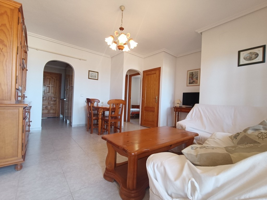 Apartment in Torrevieja - Image 2