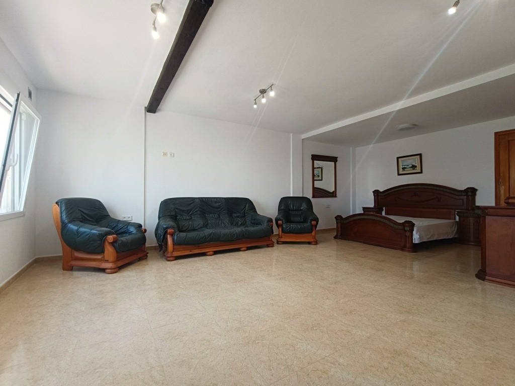 Apartment in Torrevieja - Image 3