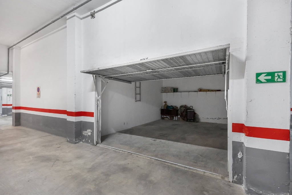 Apartment in Torrelamata - Image 4