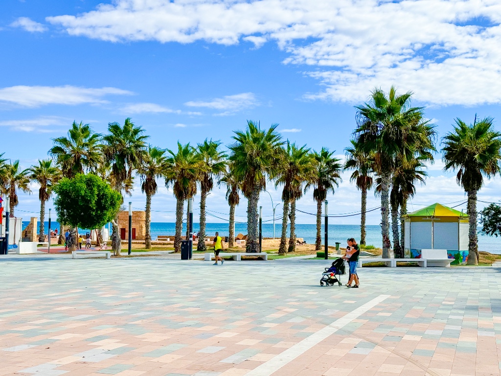 Apartment in Torrelamata - Image 5