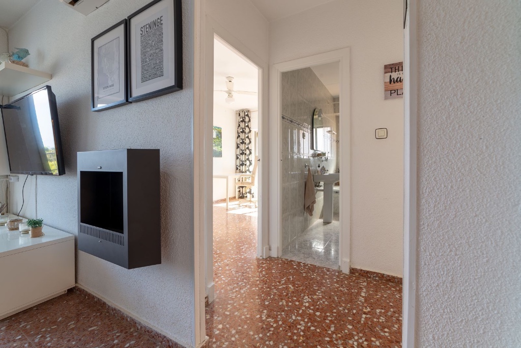 Apartment in Punta Prima - Image 4