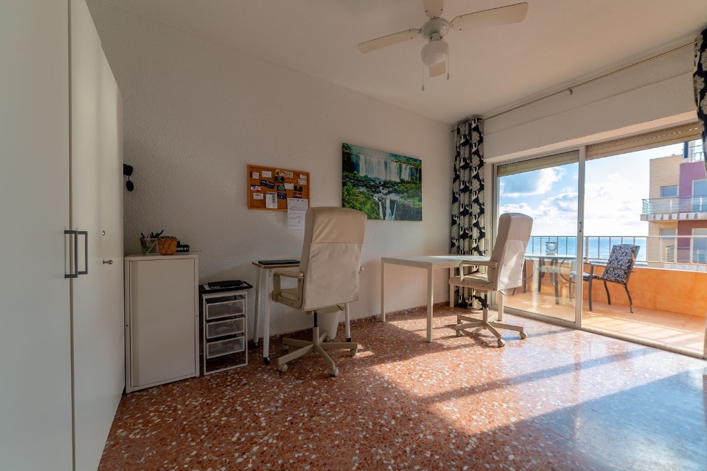 Apartment in Punta Prima - Image 5