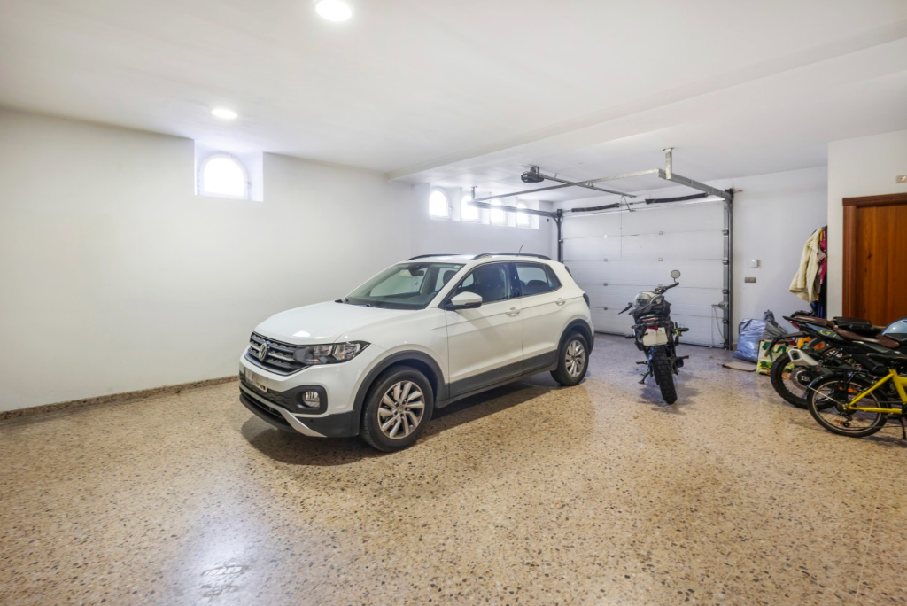 Villa in Residencia los Altos - Image 3