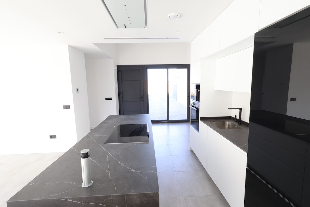 Villa in Roda - Image 4