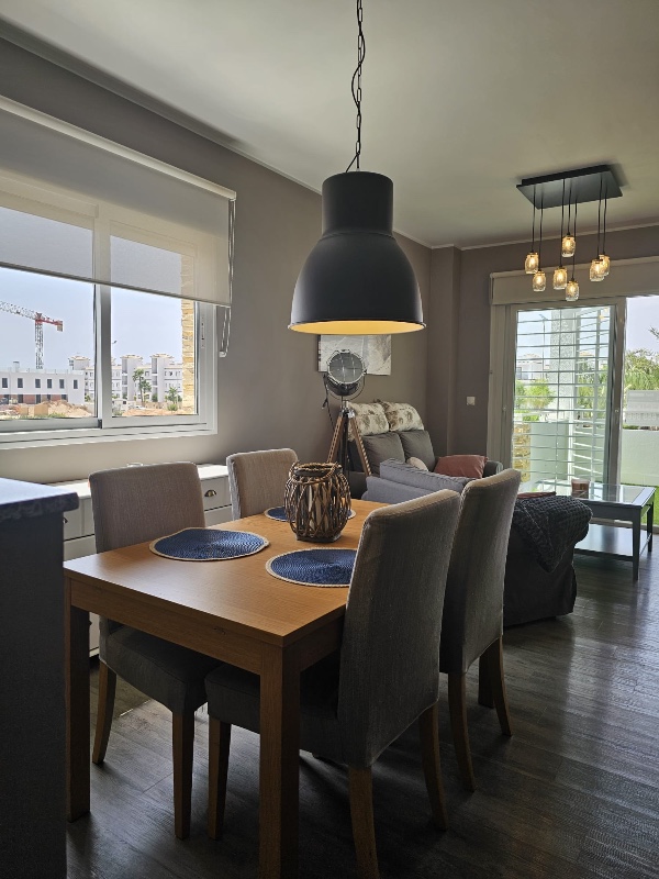 Apartment in Punta Prima - Image 2