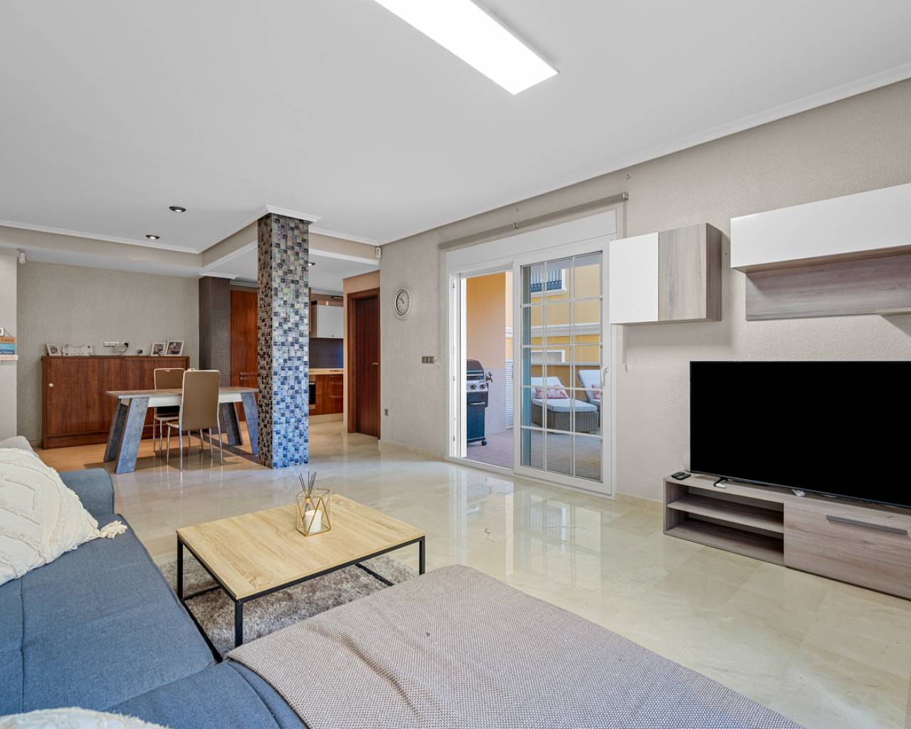 Apartment in Cabo Roig - Image 4