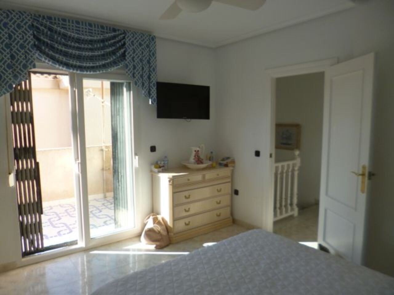 Villa in Playa Flamenca - Image 5