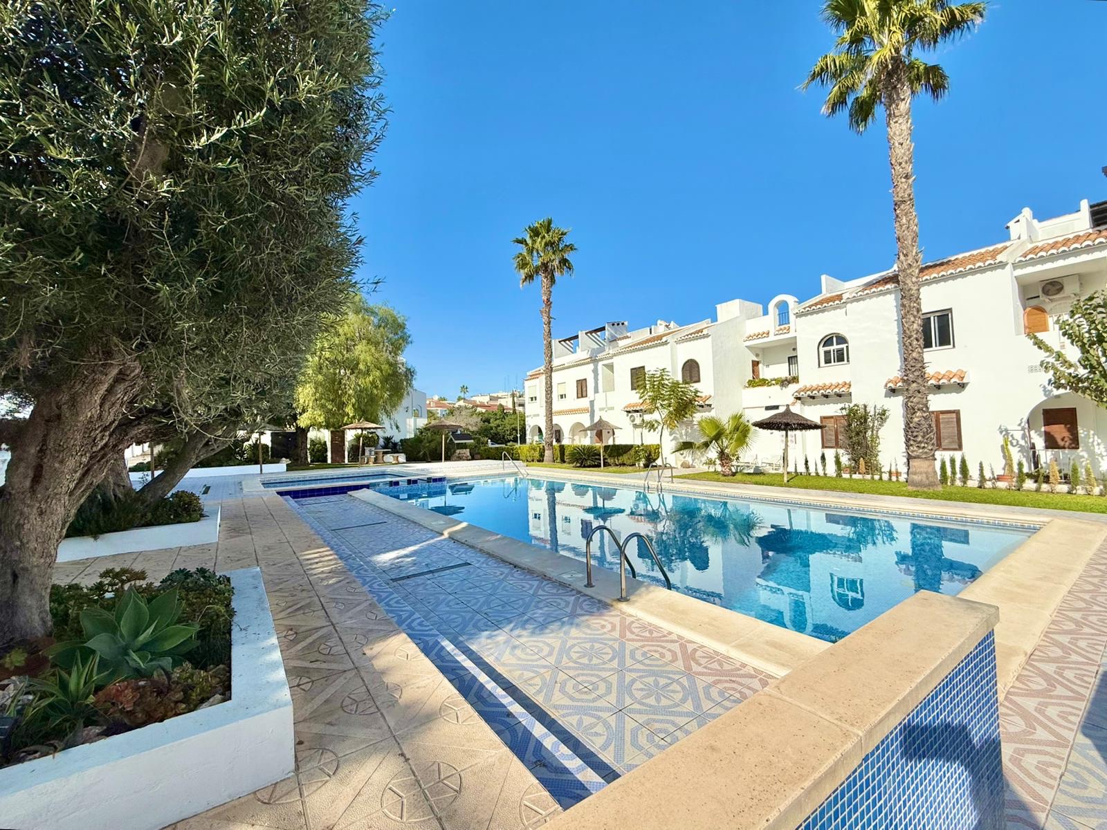 Villa in Ciudad Quesada - Image 2