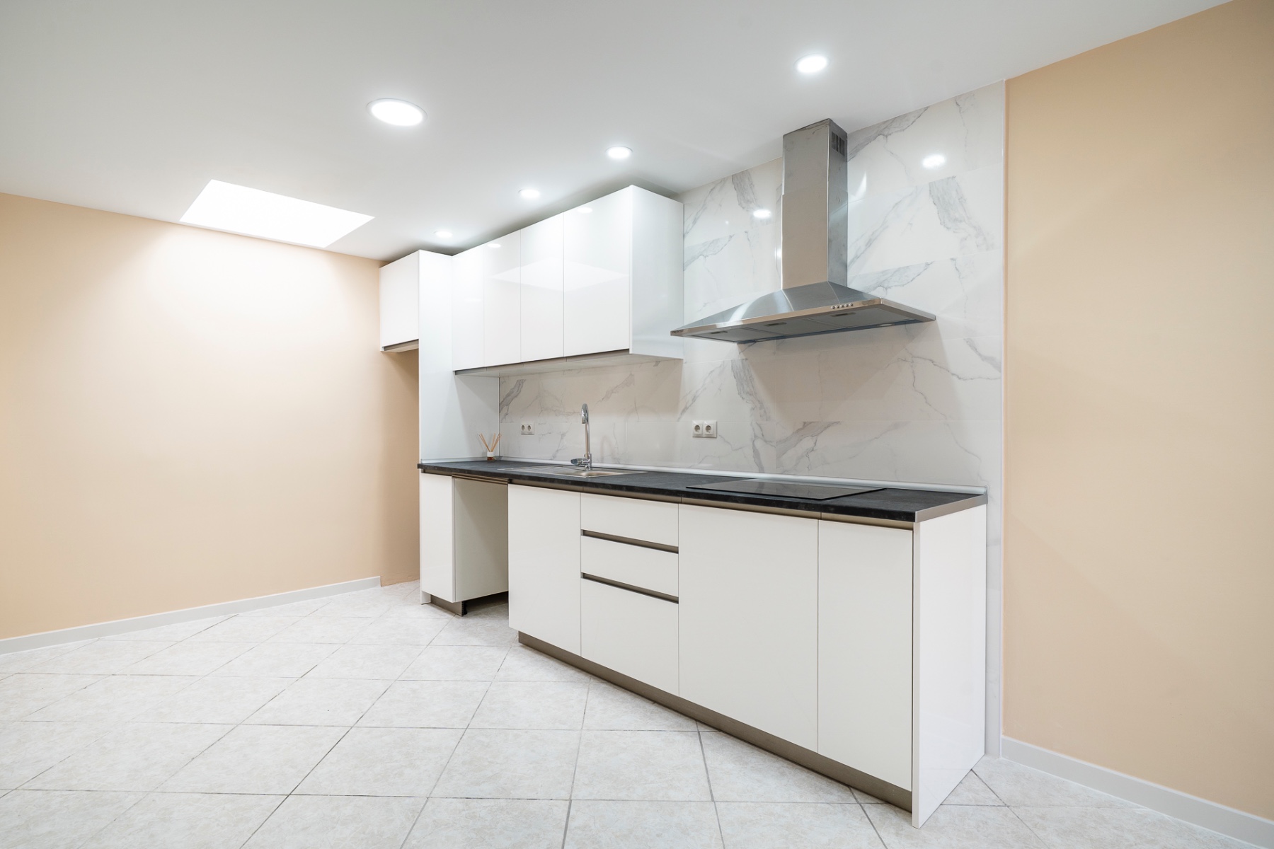 House in El Chaparral - Image 5