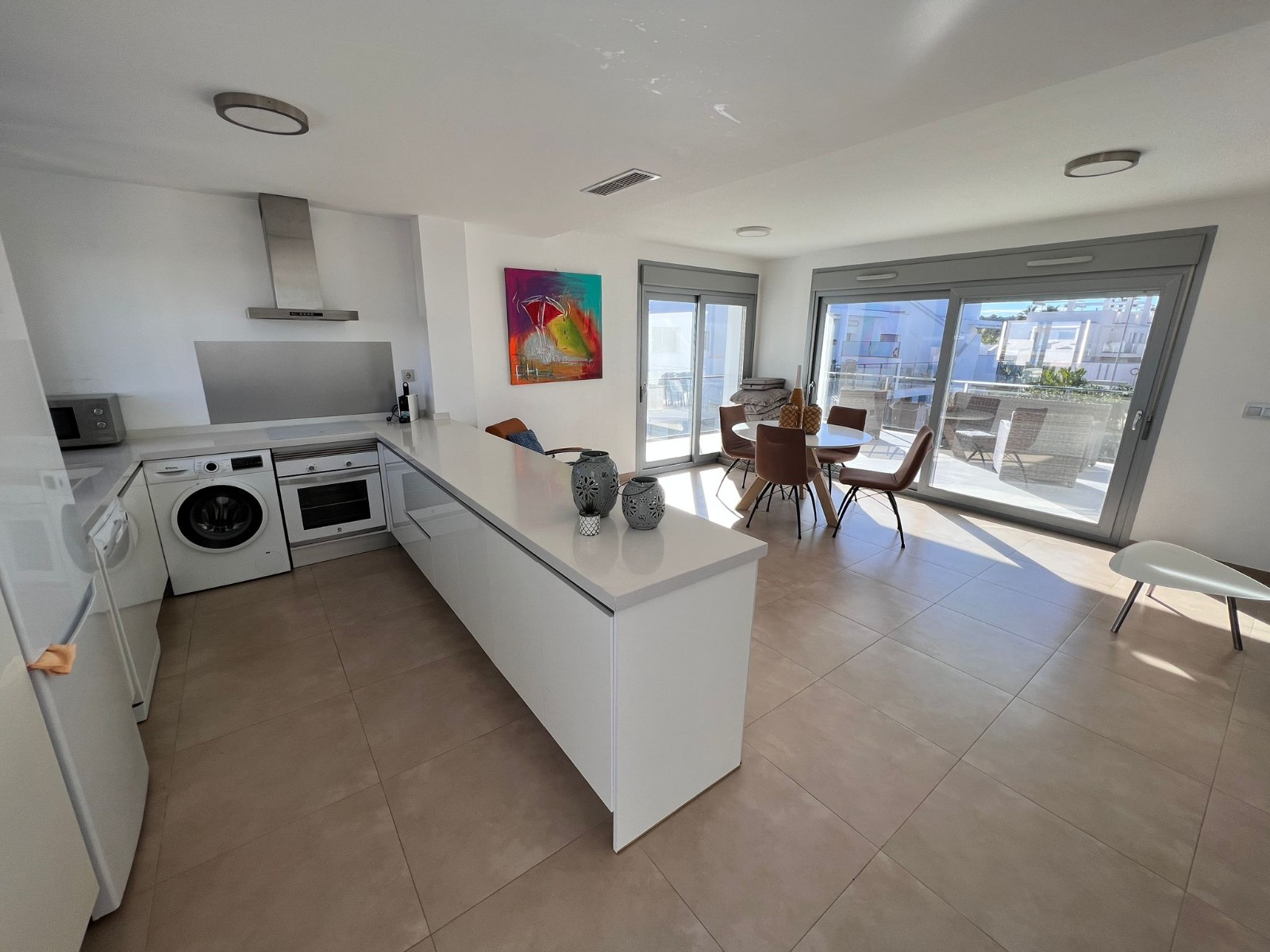 Apartment in Jacarilla - Image 4