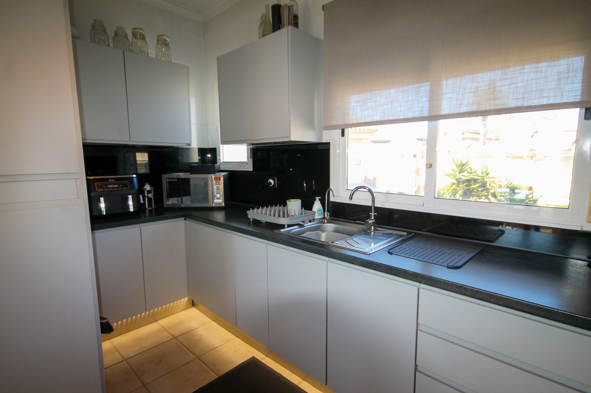 Villa in Los Balcones - Image 4