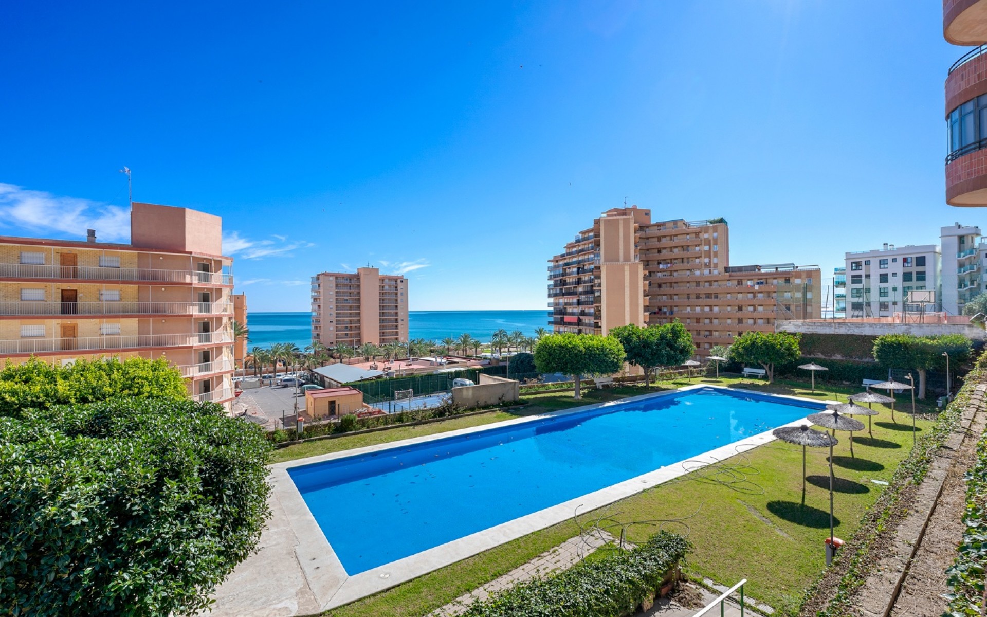 A Vendre - Appartement - Arenales Del Sol - Segunda linea playa