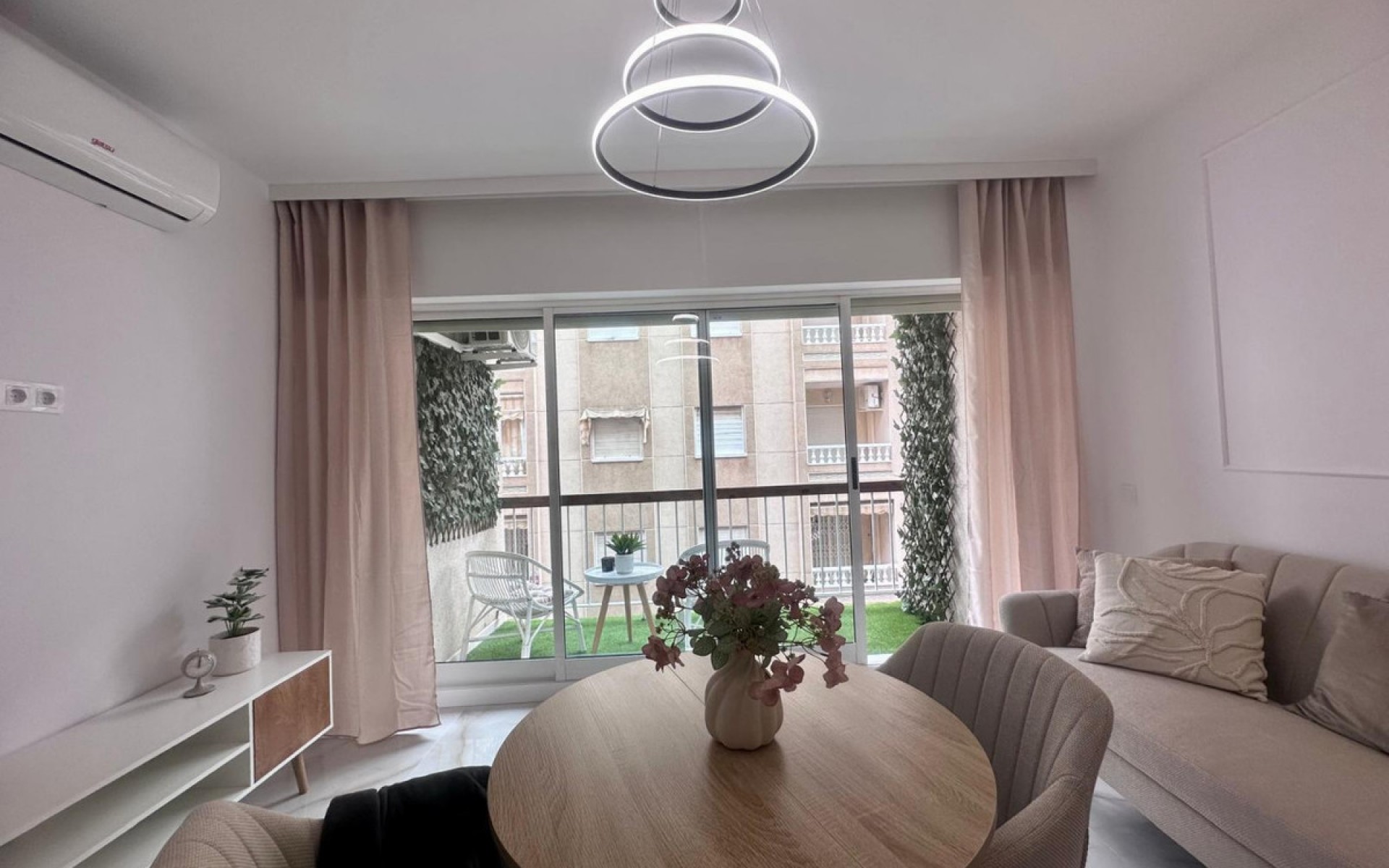 A Vendre - Appartement - Torrevieja - Torrevieja Centro