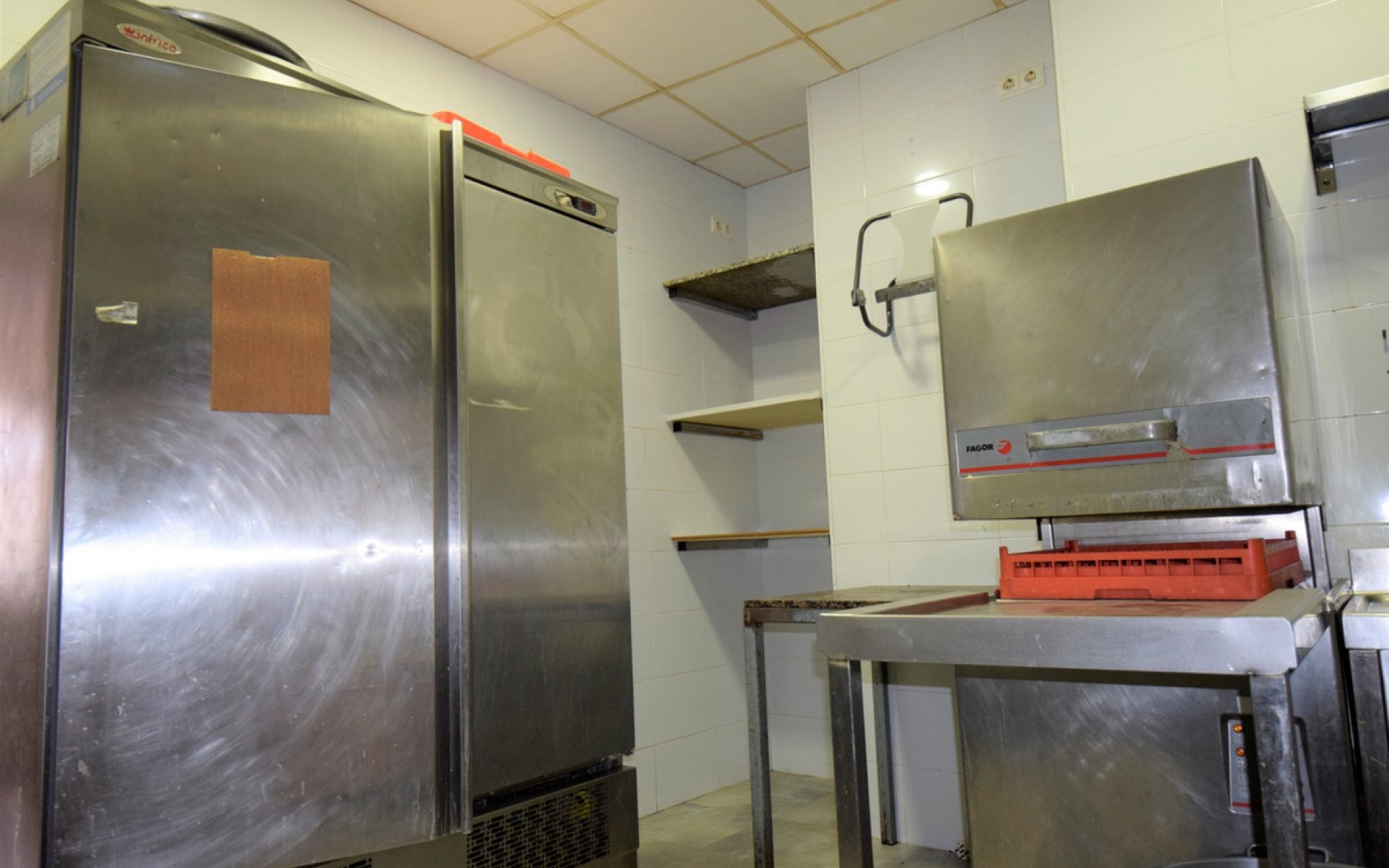 A Vendre - Commercial - Guardamar Del Segura - Guardamar del Segura Centro