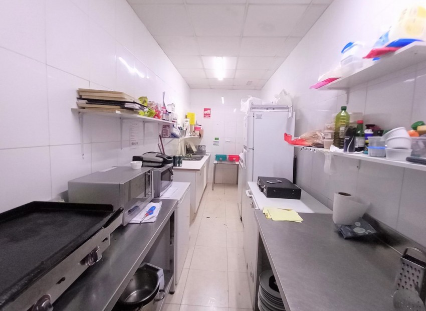 A Vendre - Commercial - Guardamar Del Segura - Guardamar del Segura Centro