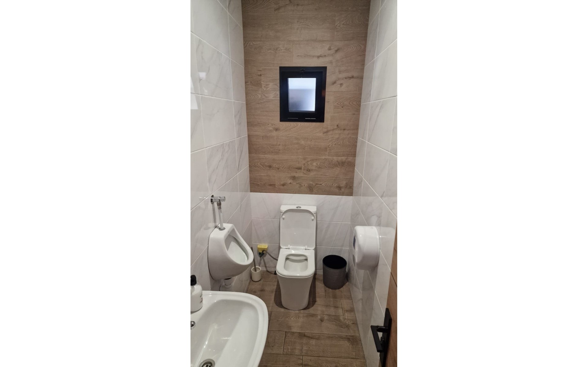 A Vendre - Commercial - Torrevieja - Torrevieja Centro