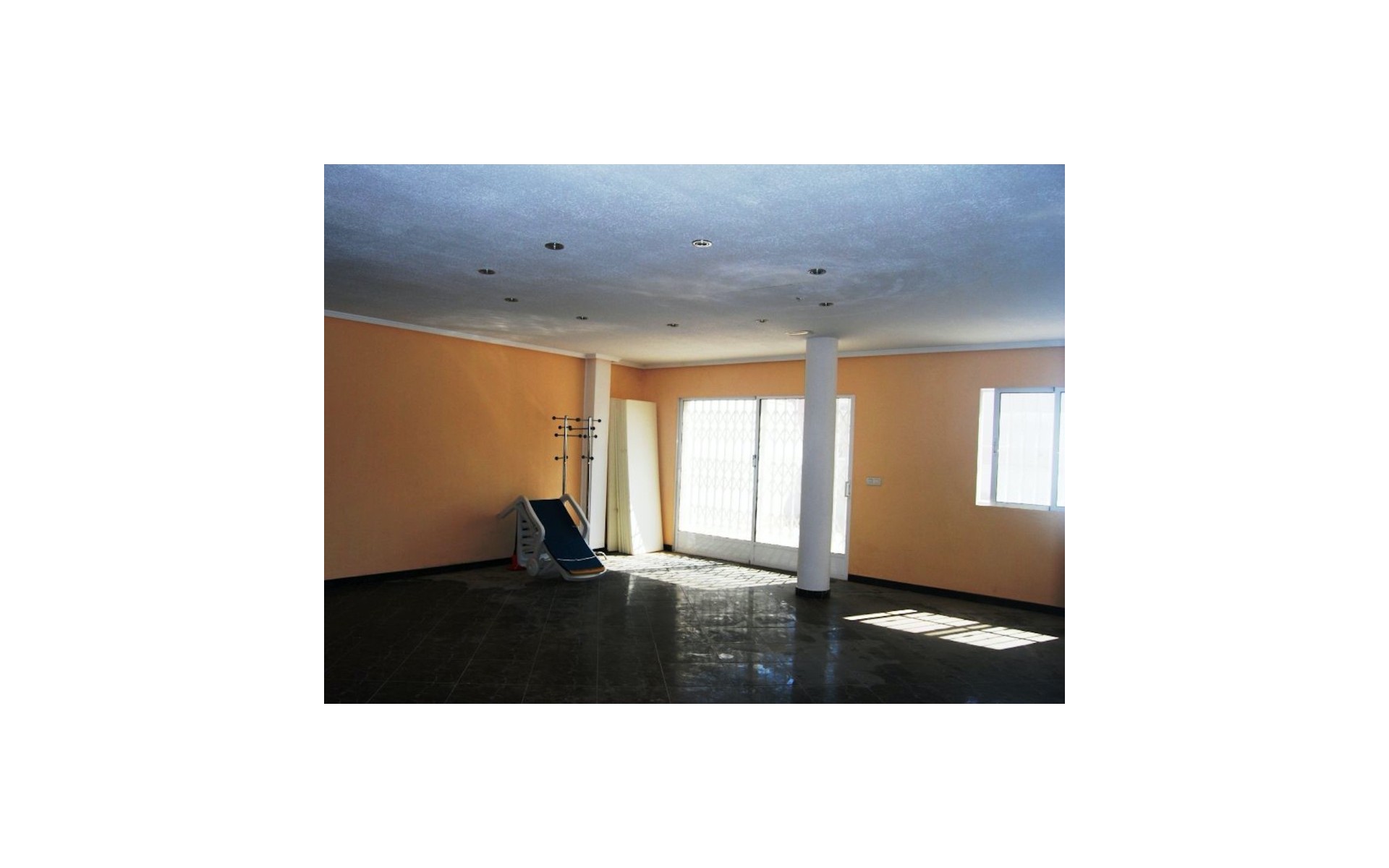 A Vendre - Commercial - Torrevieja