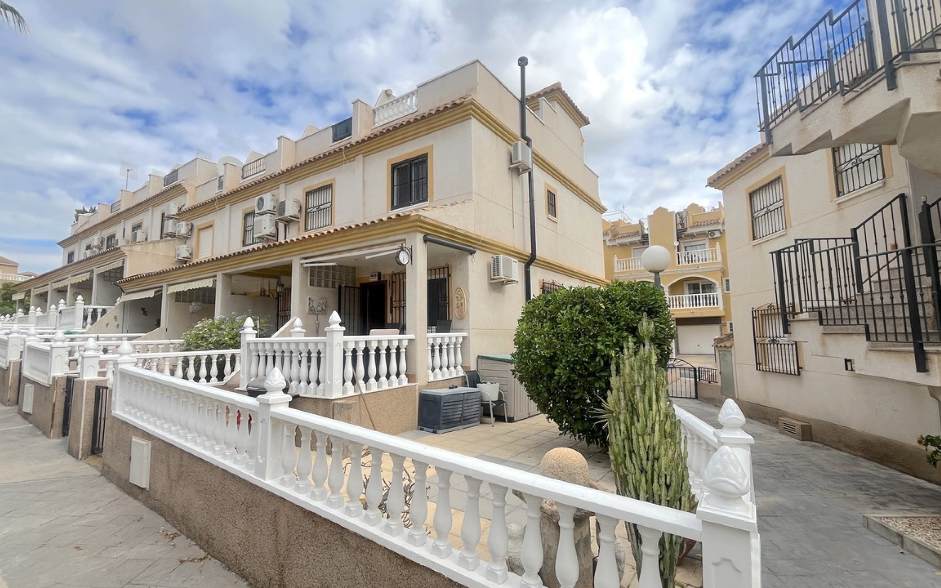 A Vendre - Maison de ville - Algorfa