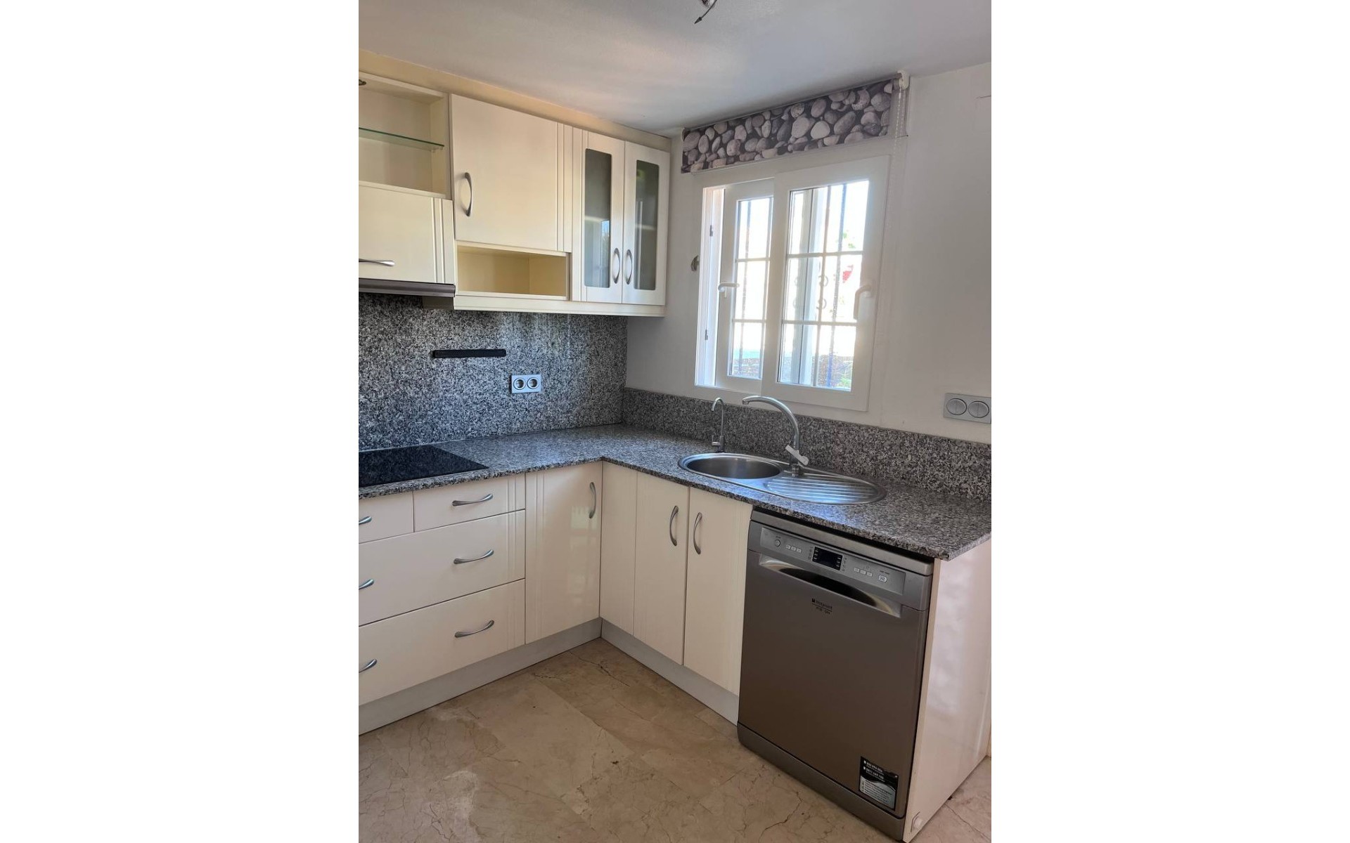 A Vendre - Maison de ville - Guardamar Del Segura - Urbanización El Raso