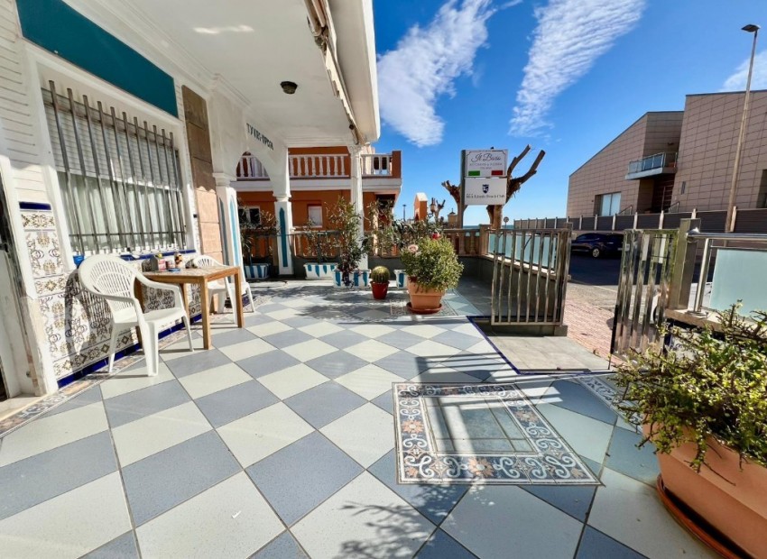 A Vendre - Maison de ville - La Mata