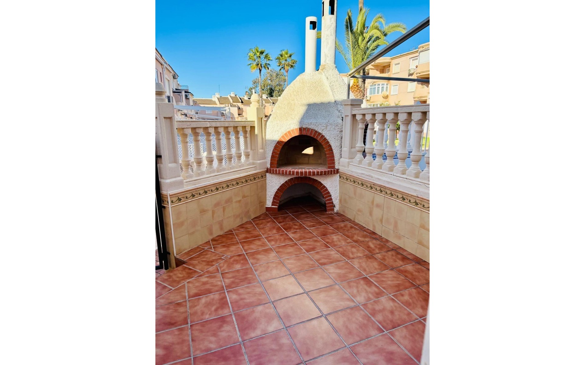 A Vendre - Maison de ville - Mil Palmeras