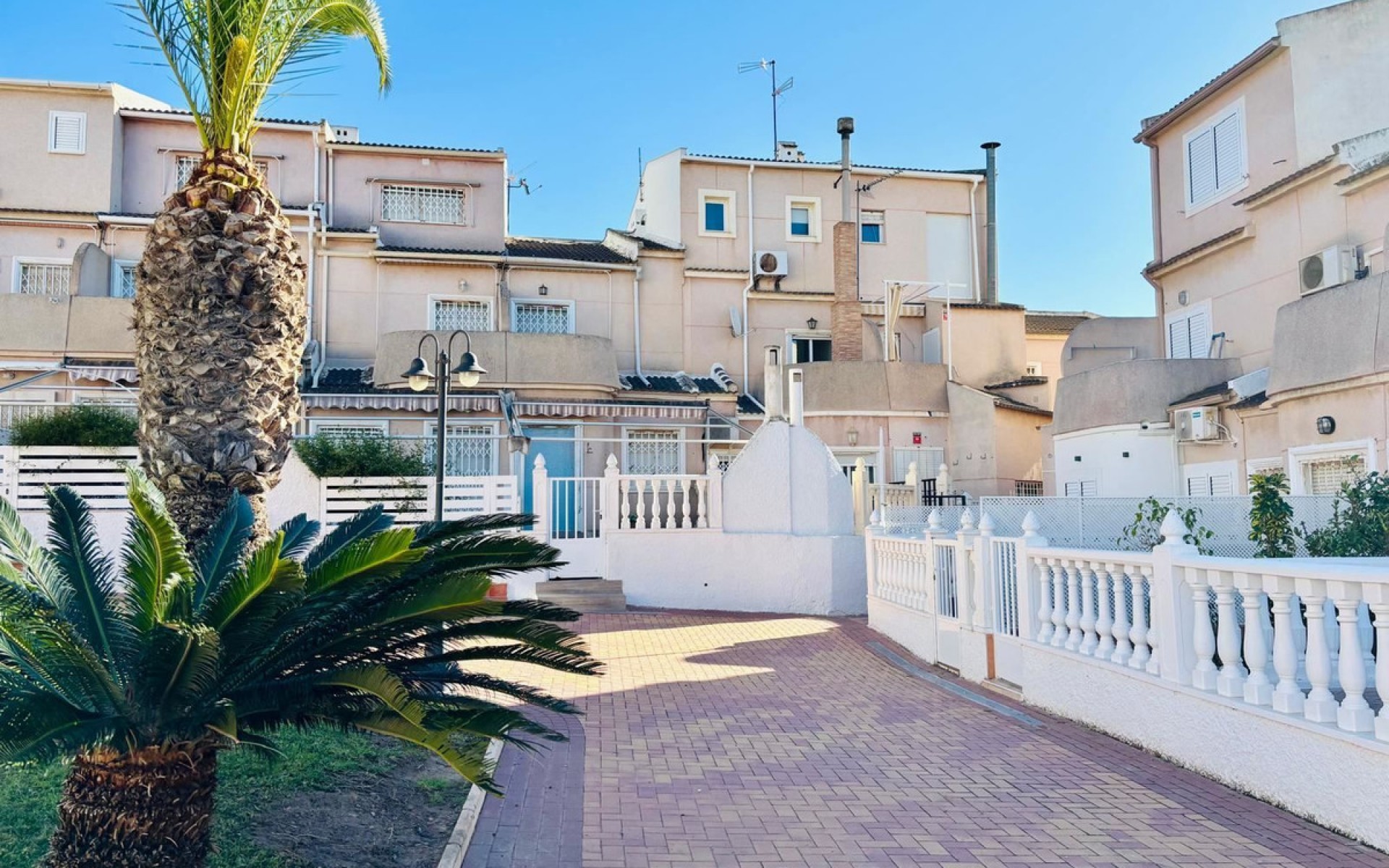 A Vendre - Maison de ville - Mil Palmeras