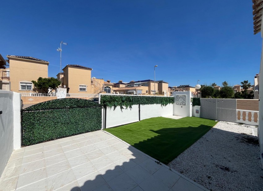 A Vendre - Maison de ville - Punta Prima - Serena