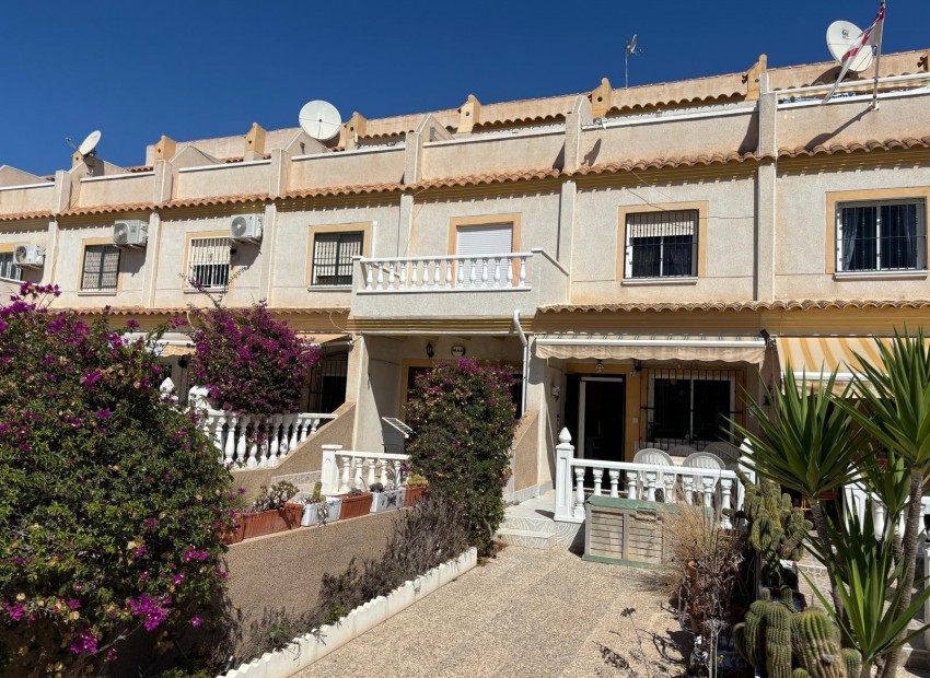 A Vendre - Maison de ville - Villamartin - St James Hill