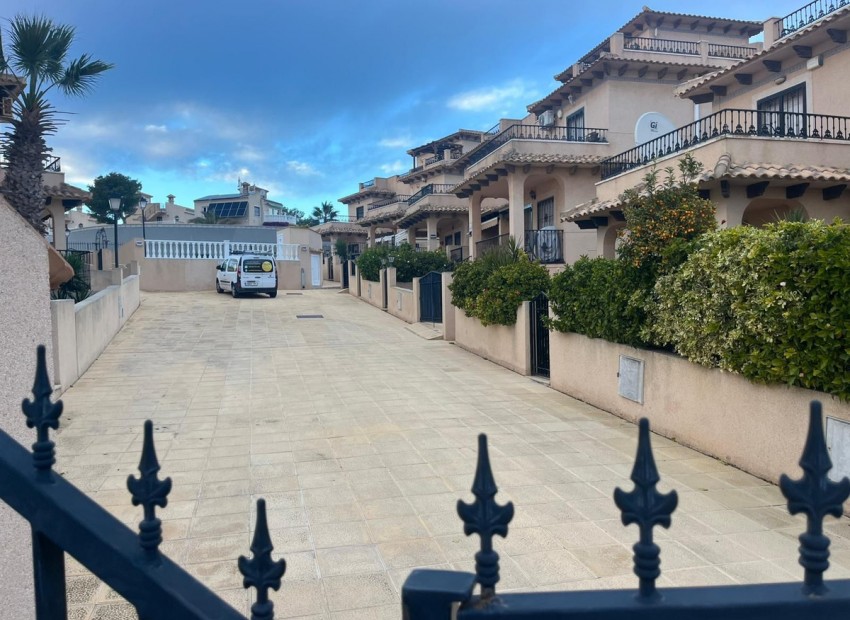 A Vendre - Maison de ville - Villamartin