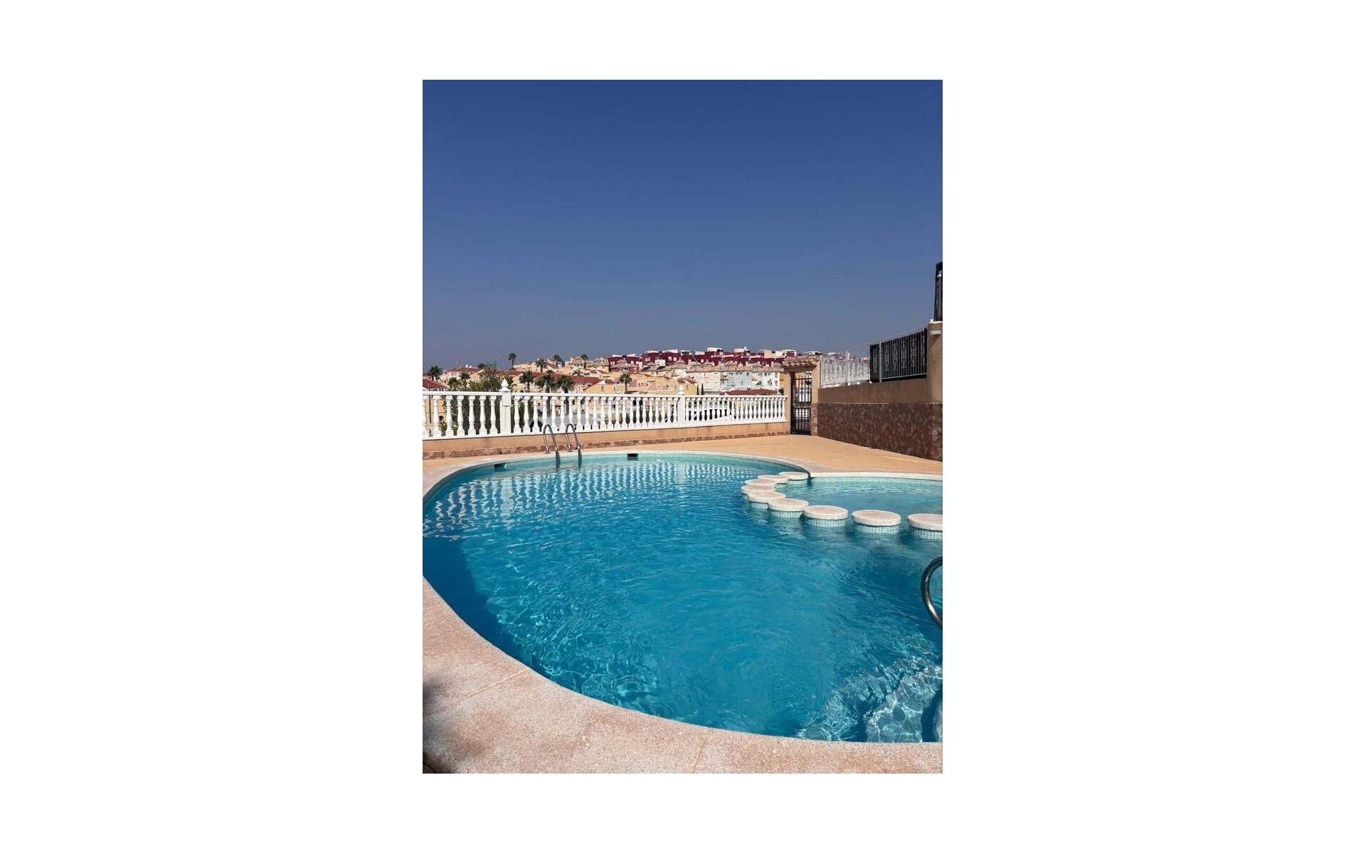 A Vendre - Maison de ville - Villamartin