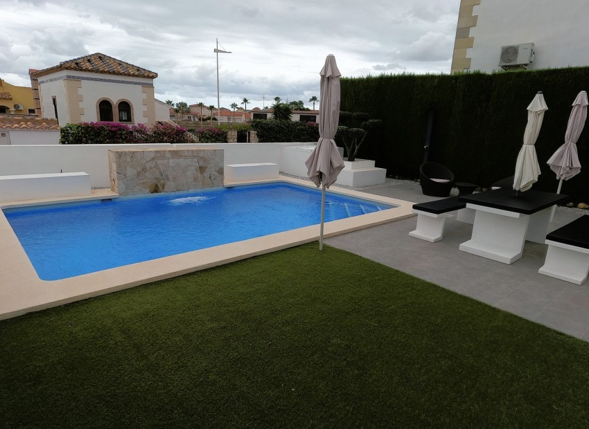 A Vendre - Villa - Algorfa - La Finca Golf