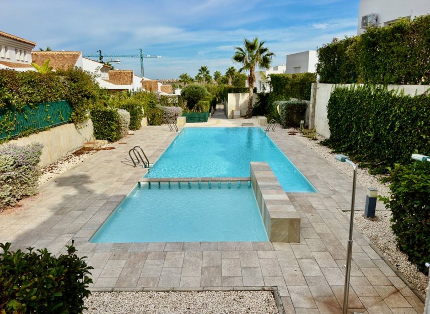 A Vendre - Villa - Algorfa - La Finca Golf