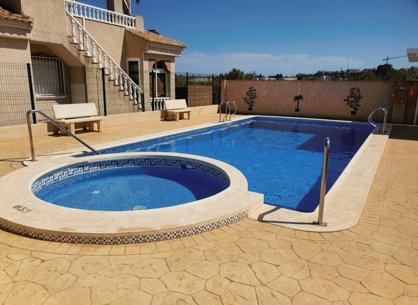 A Vendre - Villa - Algorfa - Montemar