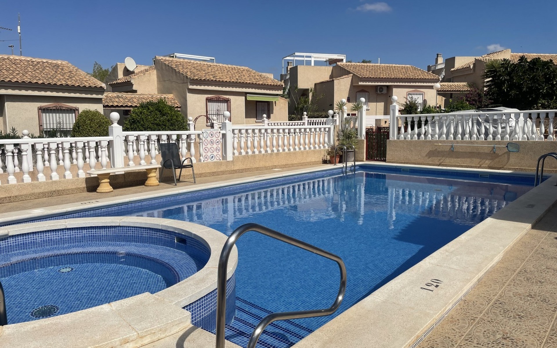 A Vendre - Villa - Algorfa