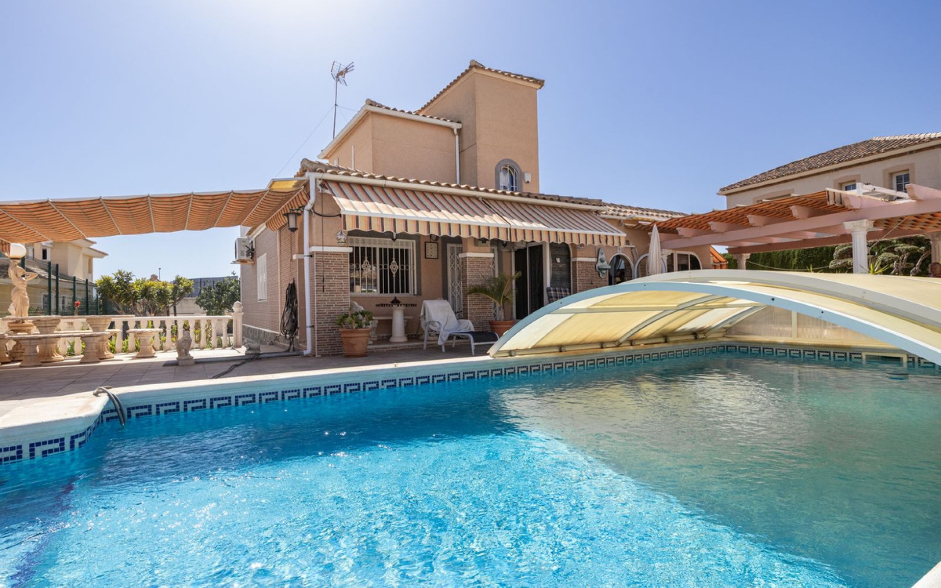 A Vendre - Villa - Cabo Roig - La Regia