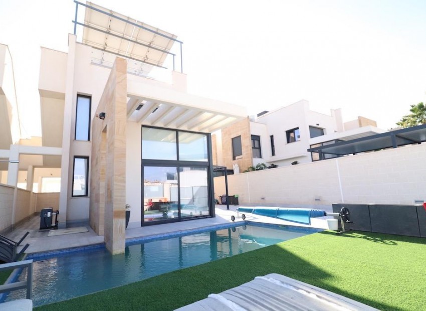 A Vendre - Villa - Cabo Roig
