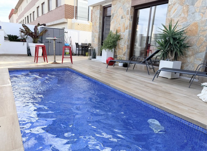 A Vendre - Villa - Cabo Roig