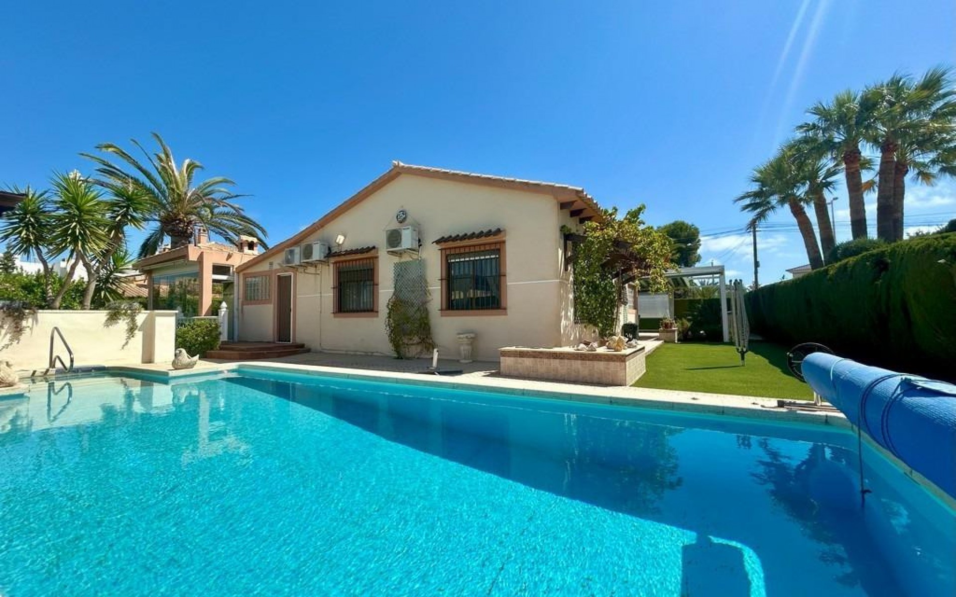 A Vendre - Villa - Cabo Roig